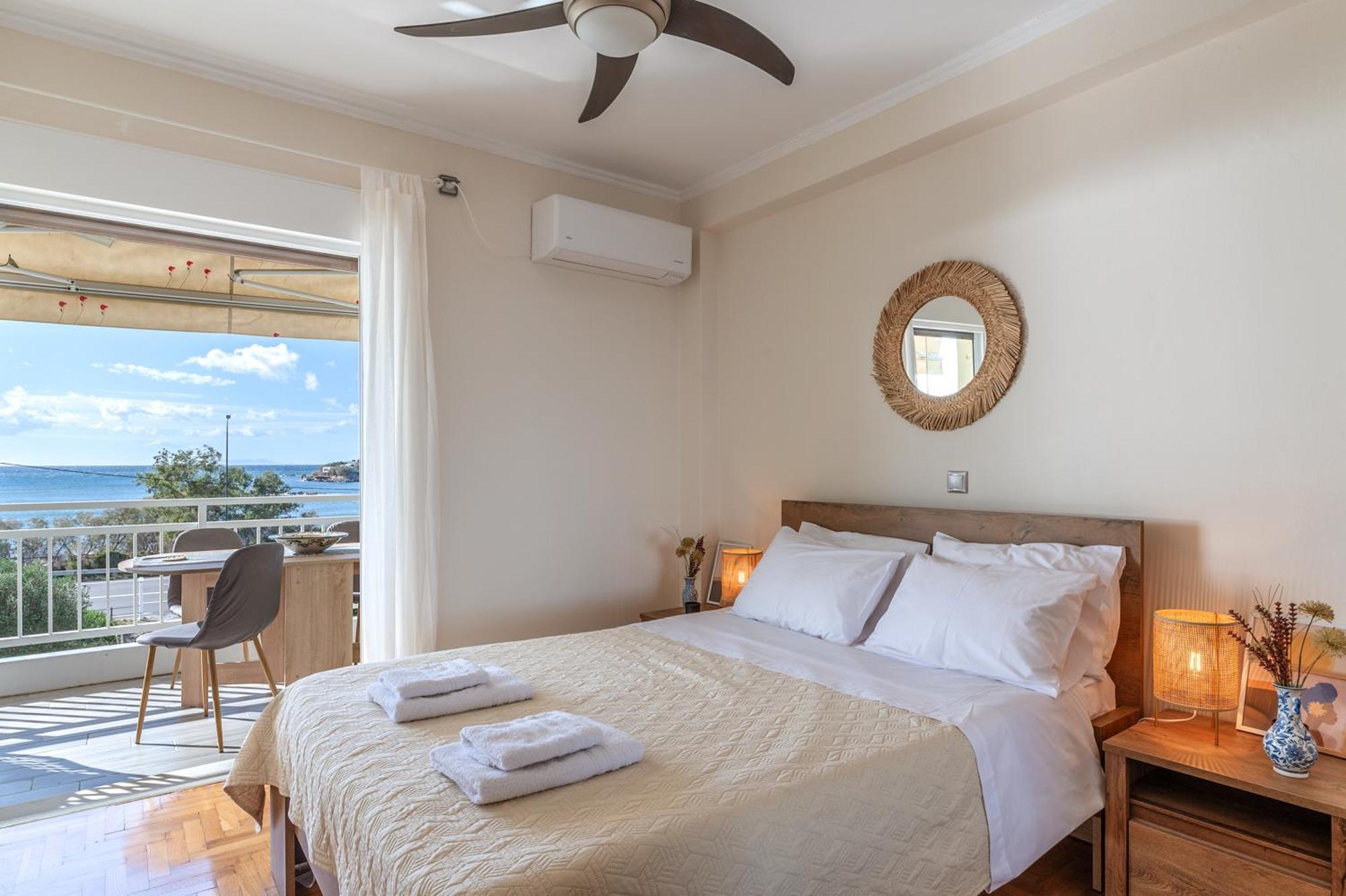 Amazing Sea View Apartment Kalivia Thorikou Екстер'єр фото